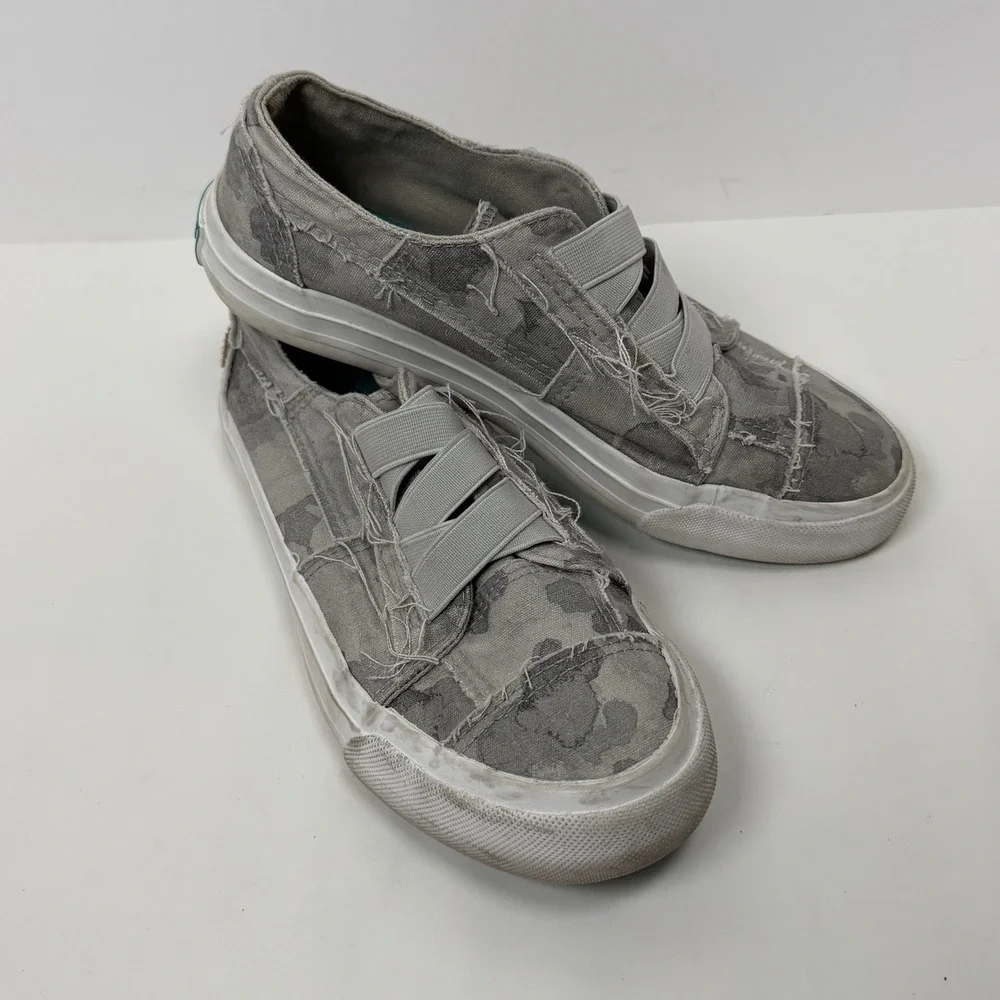 Blowfish Malibu Slip-On Sneakers Girls' Size 2 No Laces Gray Camo